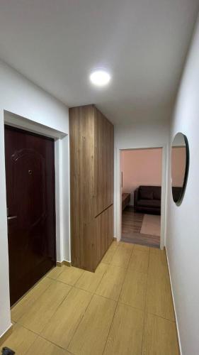 Postel nebo postele na pokoji v ubytování Qendër