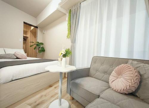 USJ 5min , 4min Walk to Nishikujo Sta , Direct to Namba & KIX , Residential Hotel Alex 2F-4F