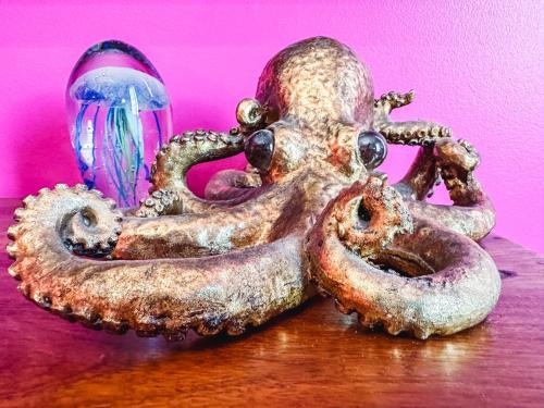 Ảnh trong thư viện ảnh của Dolly's Yacht Club - Cozy Retreat Near Broadway ở Nashville