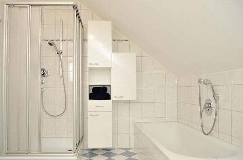 Kylpyhuone majoituspaikassa Gästehaus-Après-Park