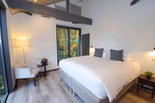 Bellton - Spacious luxury 5 bedrooms & hot tub