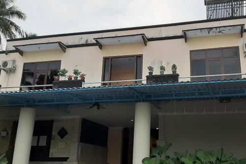 Balkoni atau teres di RedDoorz At Hotel Pakem Sari Kaliurang