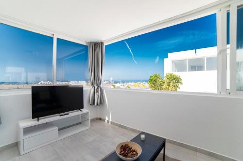Villa Ocean Wave - Sea Views - Free Private Heated Pool