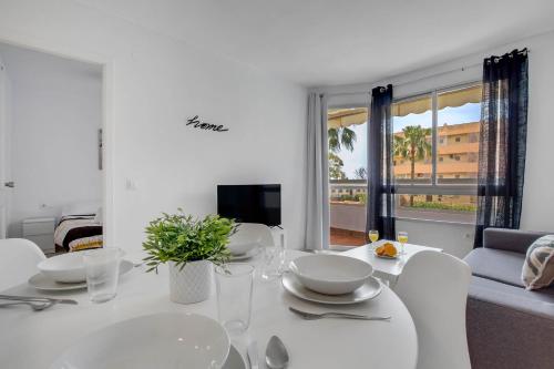 Vistamarina B 210 By IVI Real Estate