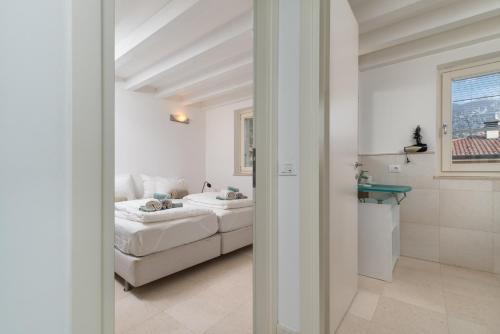 Fotografie z fotogalerie ubytování Villa Oleandri, con Piscina privata e Vista Lago v destinaci Bogliaco