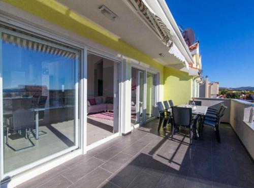 Villa Ava