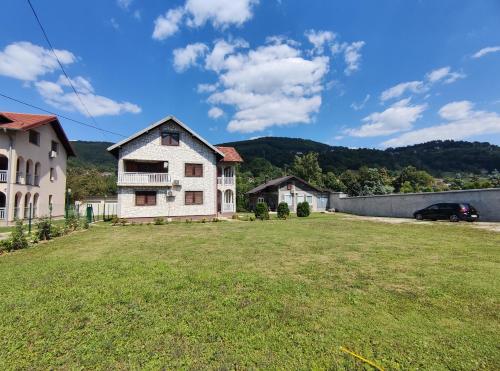 Fotografie z fotogalerie ubytování Vila Nelli v destinaci Ilijaš