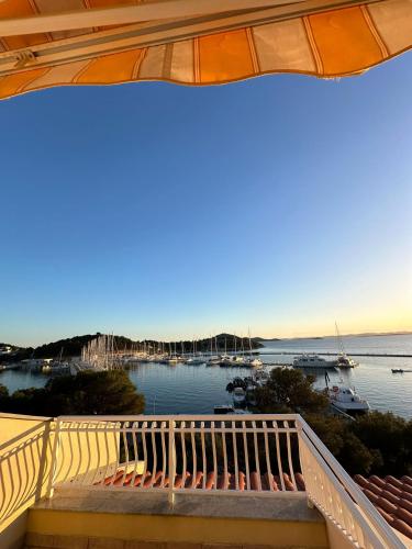 Seabreeze Mustel Apartment in Drage - Adults Only