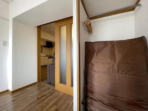 b hotel Dai3Himawari - 2BR good for 6PPL overlooking Peace Park with WIFI!