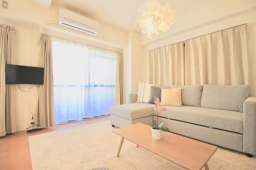 Earls Court by b hotel - Spacious & Relaxing just 4 blocks to Peace Park