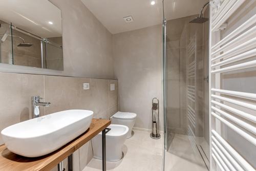 Bilik mandi di b&b BORGO CAPITANO COLLECTION Albergo diffuso - Centro Storico