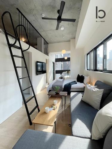 b hotel Nekoyard - Bright Loft Studio 5 Min Walk to Peace Park & City Center