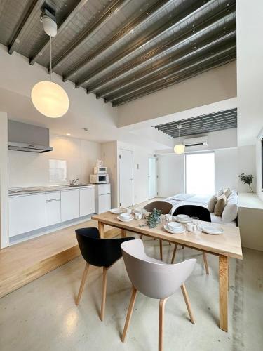 b hotel Arts Dobashi - New Studio Apt in the City Center for 6Ppl