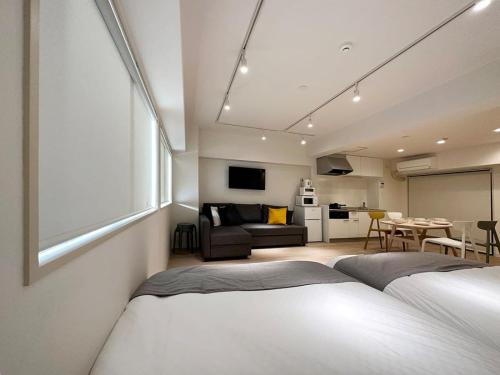 F Style by b hotel - 1BR Apt Great Location for 6Ppl