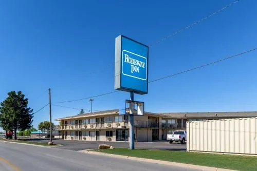 Rodeway Inn Midland South in Midland