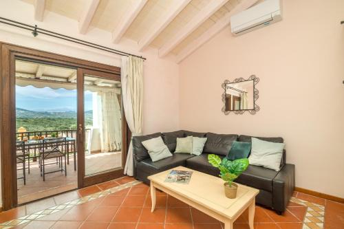 Χώρος καθιστικού στο CDT Cala Del Faro - Happy Rentals