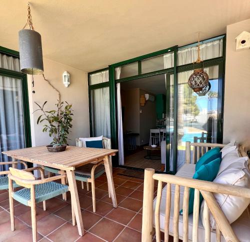 Χώρος καθιστικού στο GMHouse Minorca GMH