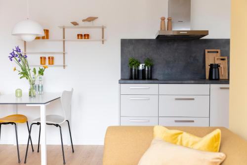 Η κουζίνα ή μικρή κουζίνα στο Pier21 FINE LOFTS
