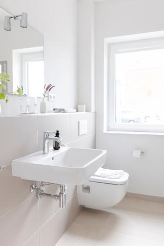 Ένα μπάνιο στο Pier21 FINE LOFTS