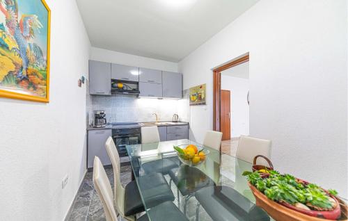 Cozy Apartment In Trogir With Wifi
