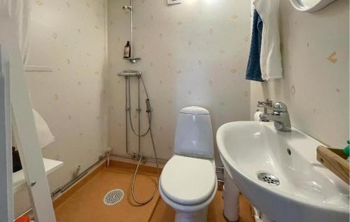 Gallery image of 2 Bedroom Amazing Home In Frillesås in Frillesås