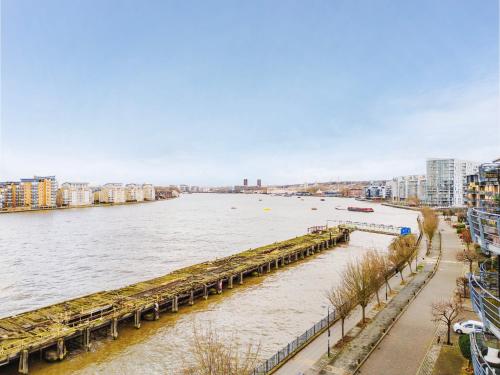 The View Greenwich - Luxury River Thames Apartment photo 15