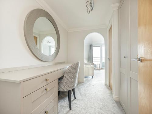 The View Greenwich - Luxury River Thames Apartment photo 9