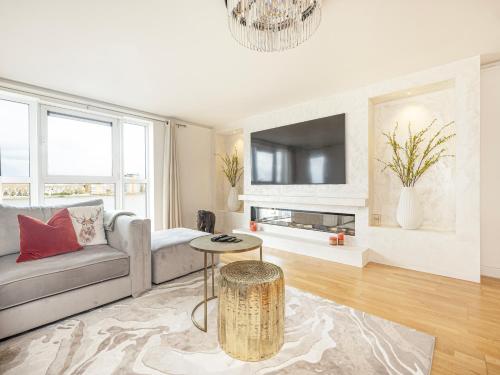 The View Greenwich - Luxury River Thames Apartment photo 27