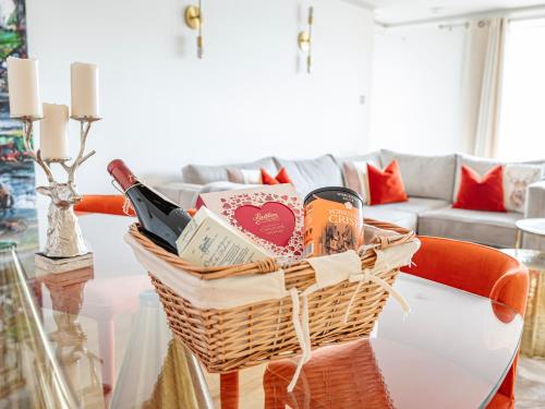 The View Greenwich - Luxury River Thames Apartment photo 21