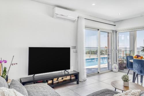 Ocean Chic by the Beach