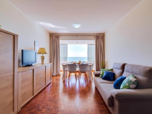 Oasis Mar Beachfront Apartment