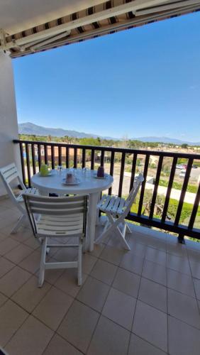 LES CAPITELLES - Studio cabine - Piscine - plage à 50 m Ref Noga