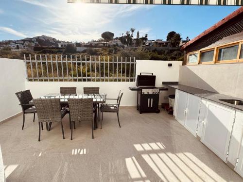 Μπαλκόνι ή βεράντα στο Amber Holiday Home