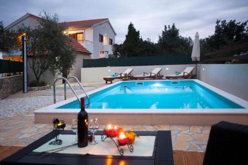 apartment 250 meters to sea private pool