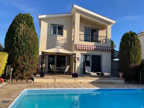 Villa Oasis Peyia near Coral Bay