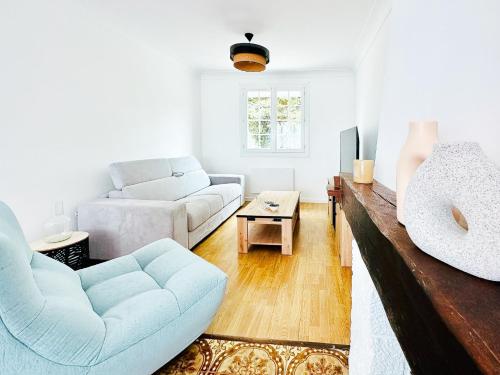 Photo de la galerie de l'établissement Maison rénovée idéale pour des vacances au calme - 6 pers, à Les Sables-dʼOlonne