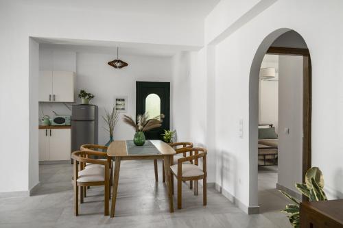 Conte Marco Sunny Garden Home