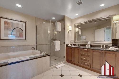 MGM Signature-02-604 Jacuzzi Studio