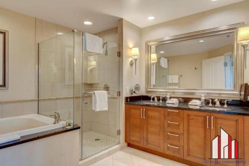MGM Signature 02-704 Jacuzzi Studio
