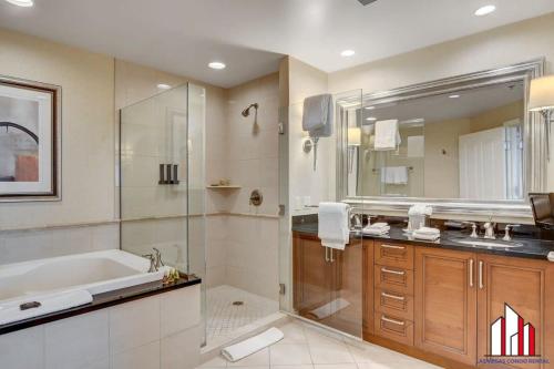 MGM Signature-31-704 Jacuzzi Studio