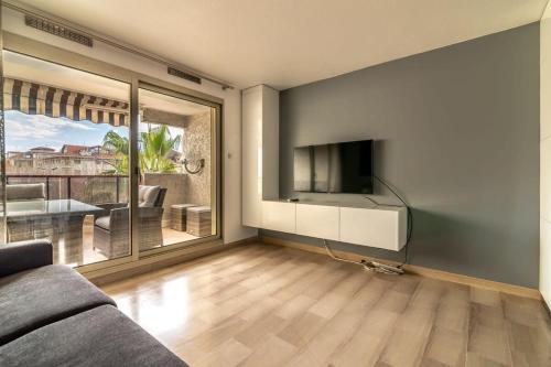 A031-Beautiful apt for 6 - Cannes close to the beach