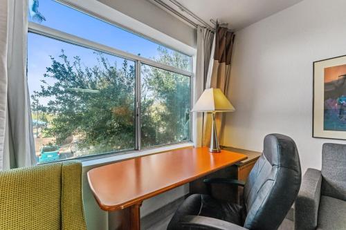 Posezení v ubytování Chandler Promo 1bd 1ba