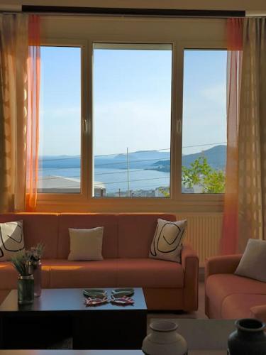 Colourful Apartment ! View ! Free Parking