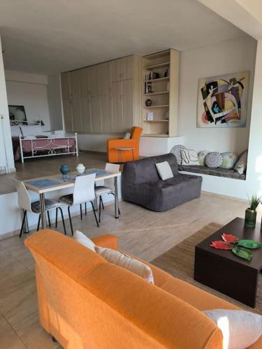 Colourful Apartment ! View ! Free Parking