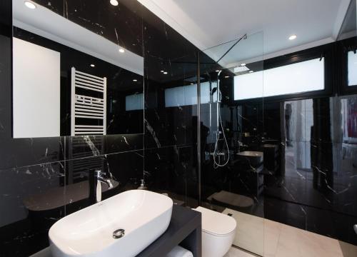 Ένα μπάνιο στο Apaggio Villas