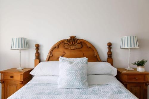 Katil atau katil-katil dalam bilik di Two Bed Seafront Escape in East Wittering