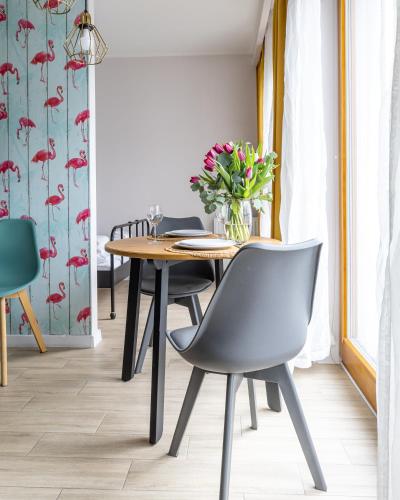 Glow Apartments - Flamenco Apartament Brzeźno
