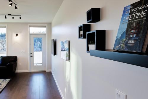 Φωτογραφία από το άλμπουμ του NN - Wind River #2 - Downtown 2-bed 2-bath σε Γουάιτχορς