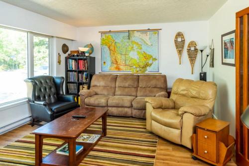 Χώρος καθιστικού στο NN - The Burrow - Riverdale 3-bed 1 5 bath