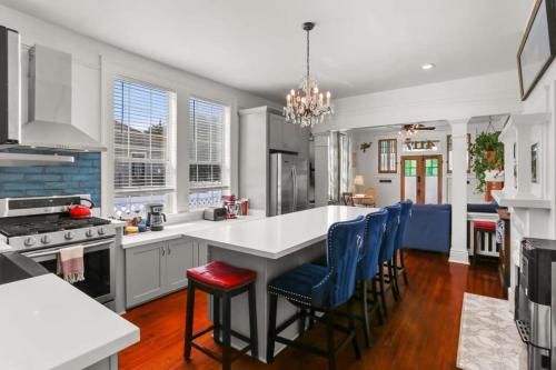 Beautiful Historic Mid City Home Image